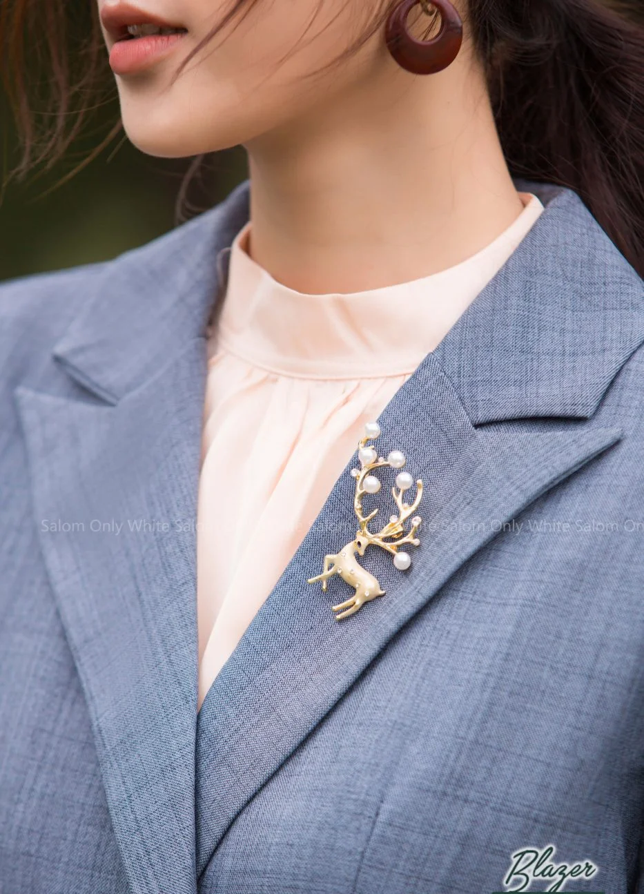 phụ kiện đi kèm áo blazer